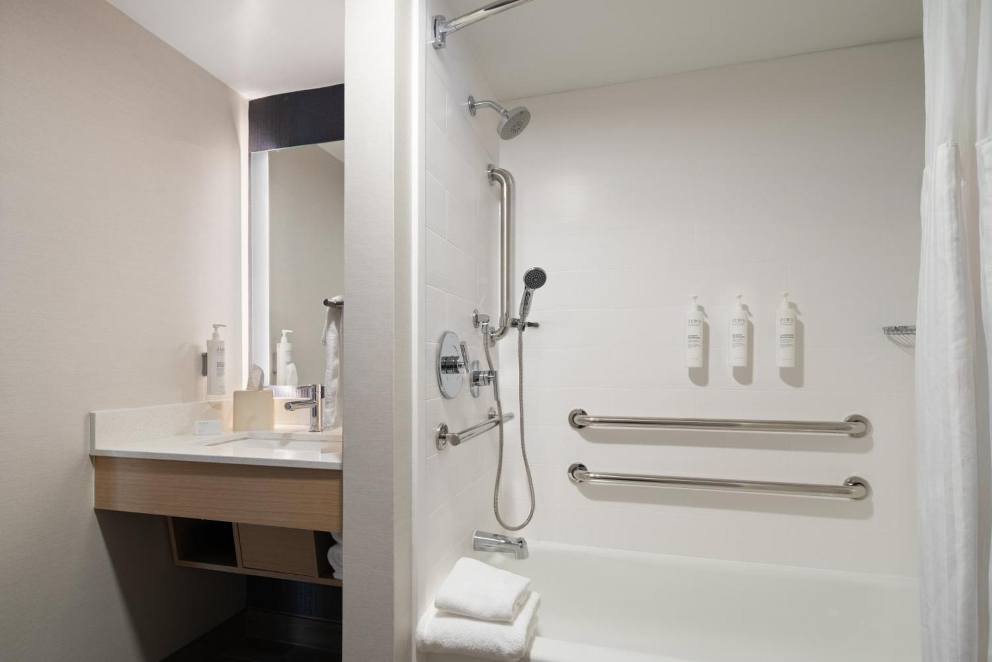 Hilton Garden Richmond South/southpark